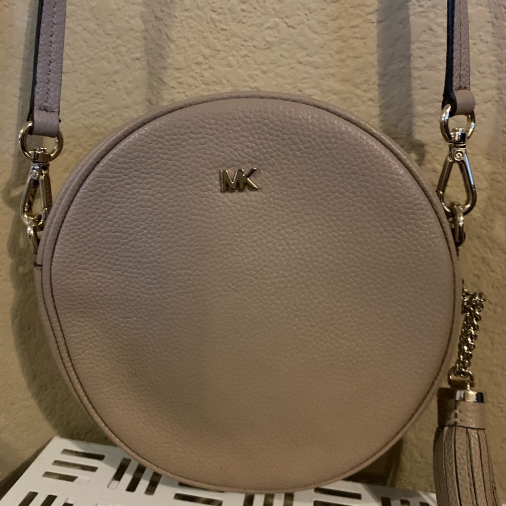 MK Pebble Leather Circle Canteen Crossbody